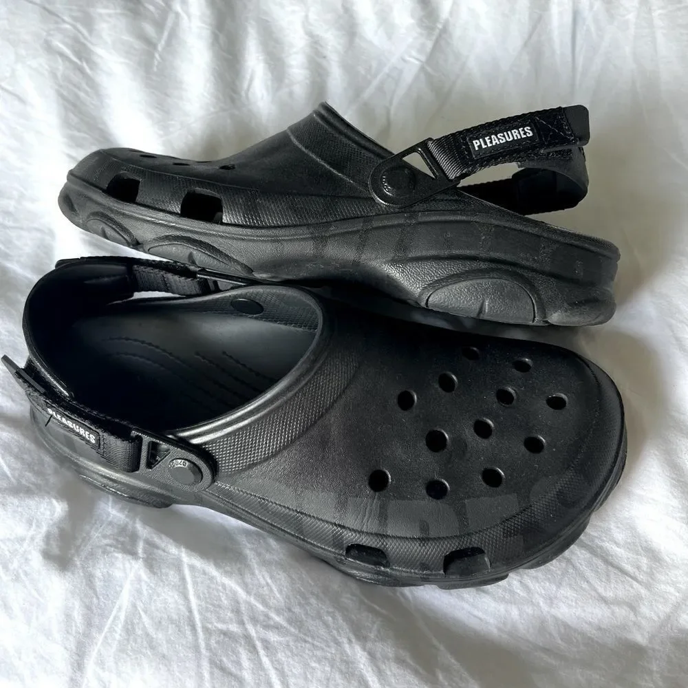 Crocs x Pleasure collaboration black clog crocs Size 9